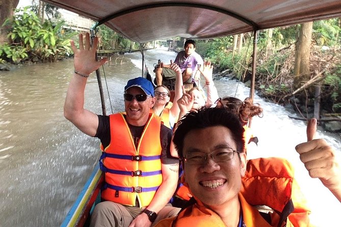 Floating and Railway Market (Optional Waterfall): Private Tour - Guides, drivers, and the value of going private