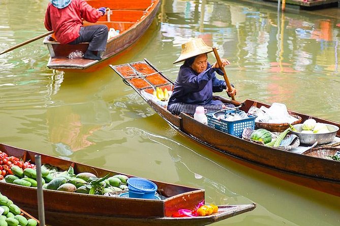 Floating Markets Day Trip from Bangkok - The long-tail boat ride through the canals