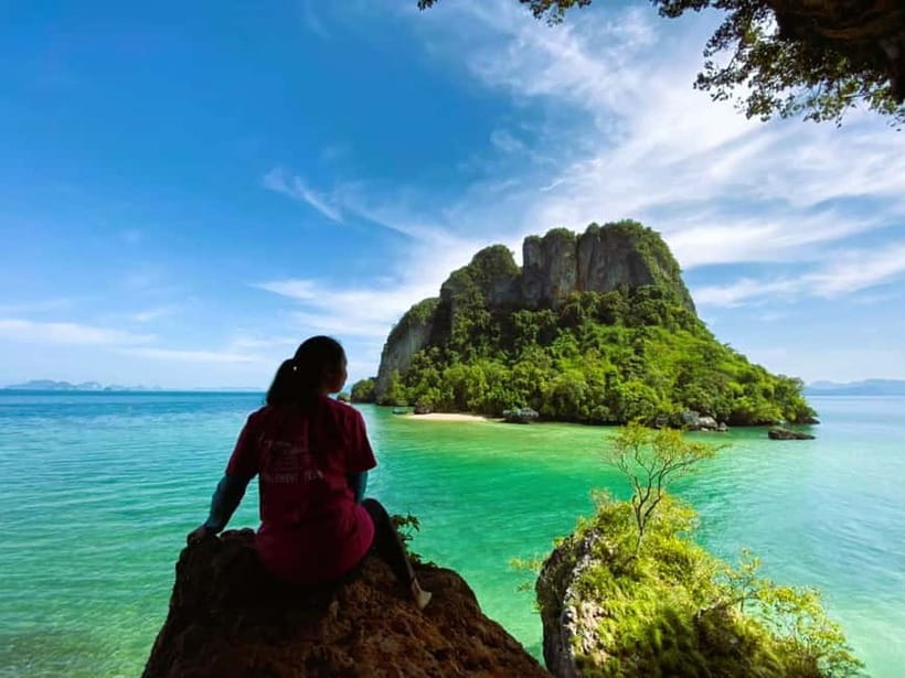 From Aonang: 4 Islands one day tour with Lunch - Phra Nang Cave Beach and its unusual shrine