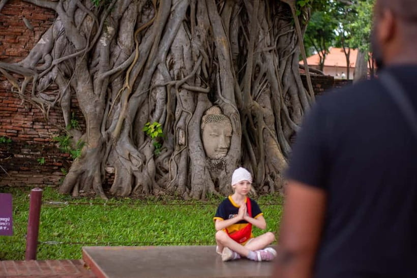 From Bangkok: Affordable Ayutthaya Highlights Tour - Lunch at a local restaurant, with the bill separate
