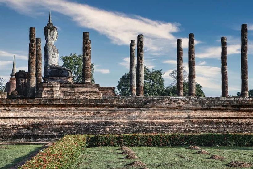 From Bangkok: Ayutthaya Heritage Tour with Sunset Boat Ride - Wat Chaiwatthanaram at the end of the day