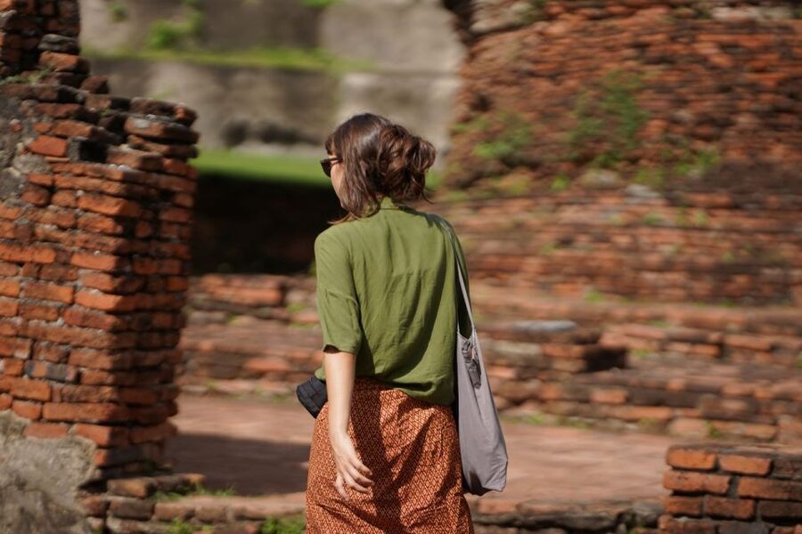 From Bangkok: Ayutthaya Historical Day Tour by Bus - The guide can shape the whole day