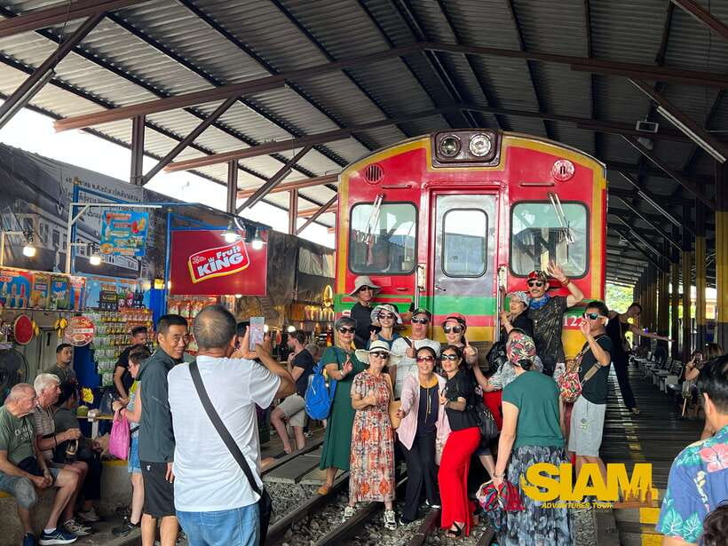From Bangkok:Damnoen Floating Market and Railway Market Tour - Why the Maeklong train scene is worth the drive