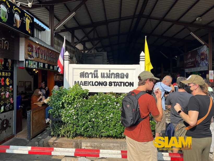 From Bangkok:Damnoen Floating Market and Railway Market Tour - How this tour compares with visiting independently