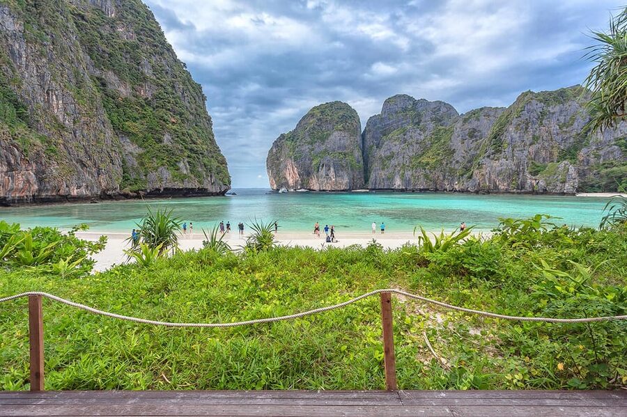 From Krabi: Maya Bay, Bamboo & Phi Phi Islands Day Tour - Viking Cave and the cliffs around Phi Phi Leh
