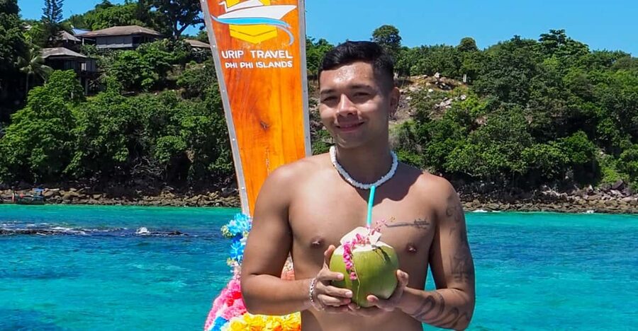From Phi Phi: Full Day Longtail Tour Maya Bay & Snorkeling - Food, equipment, and the group experience
