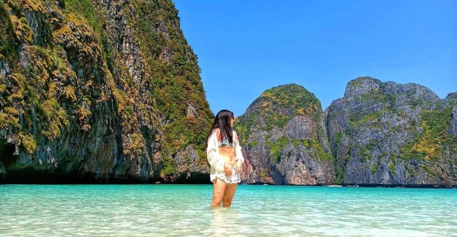 From Phi Phi: Sunrise Maya Bay, Pileh Lagoon Speedboat Tour - What the speedboat format means for your day