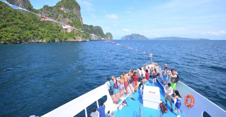 From Phuket: Snorkeling Ferry Cruise to Phi Phi Islands - Passing Phi Phi Leh and the limestone walls