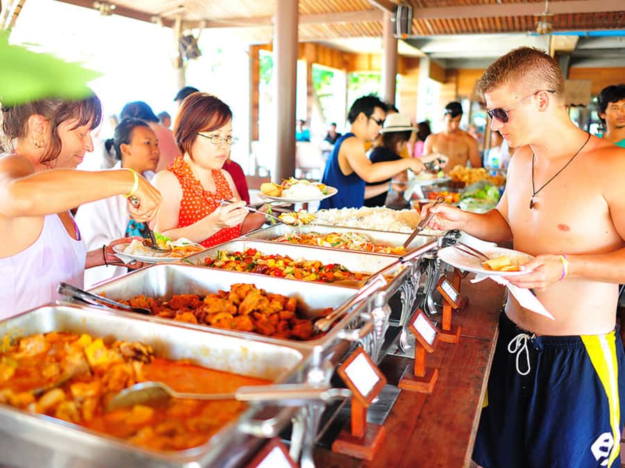 From Samui: Koh Tao and Nangyuan Snorkeling Tour Day Trip - What the day feels like in practice