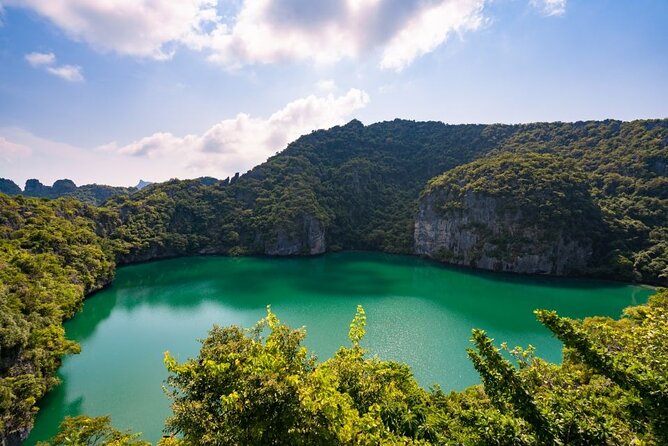 Full Day Ang Thong Islands Luxury Small Group Tour - Koh Mae Ko, kayaking, and the Emerald Lagoon