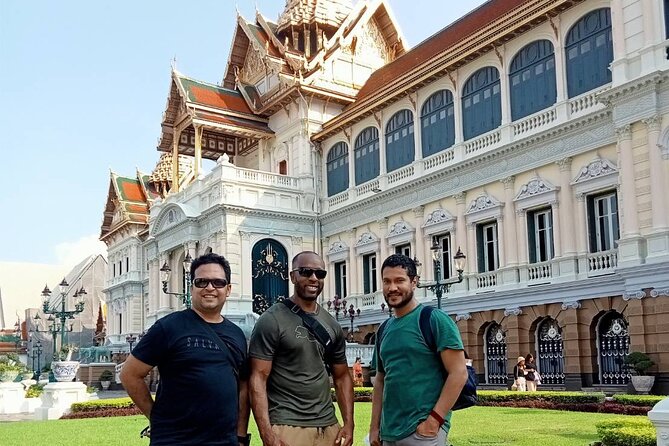 Grand Palace & Temples of Bangkok with experienced guide - Meeting at Tha Chang Pier