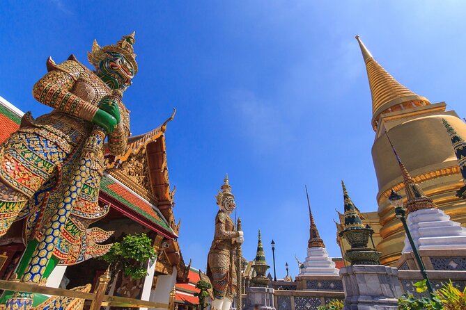 Grand Palace & Temples of Bangkok with experienced guide - Wat Arun and the mosaic-covered prang