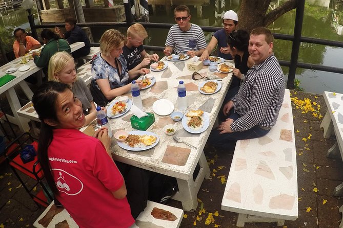 Half-Day Bangkok Bike Tour Including Lunch - How difficult is the cycling?