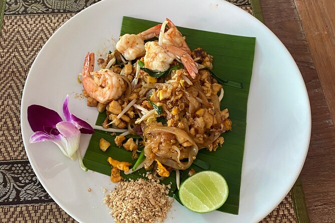 Half day Thai cooking Class + Market tour+Garden tour - The garden at Woody Kitchen