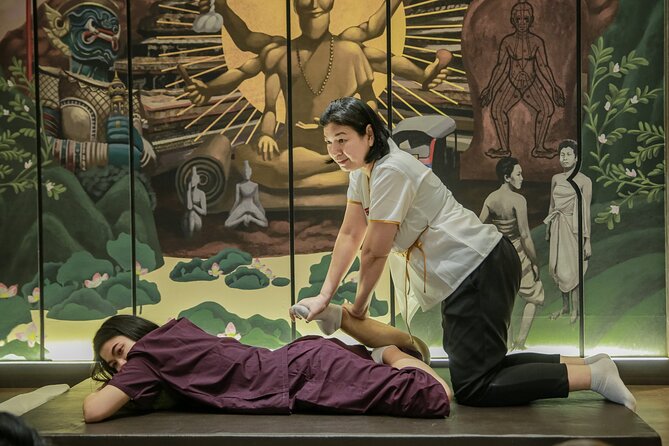 Hands-on Authentic Thai Massage Workshop - Making a Thai herbal compress