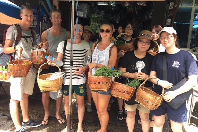 Hands on Thai Cooking Class and Market Tour - Choosing the right departure time