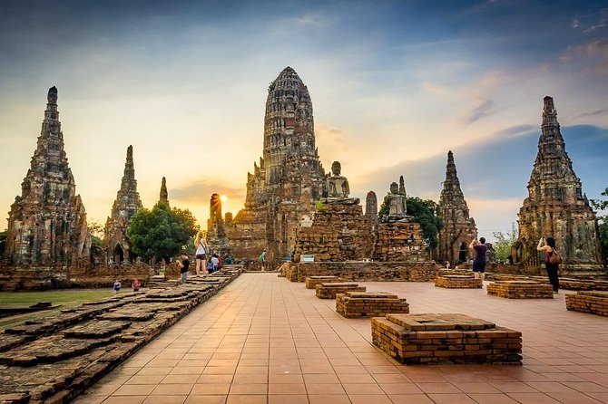 Historical City of Ayutthaya - Unesco Full Day Tour From Bangkok - Bang Pa-In Palace: a formal start with strict rules