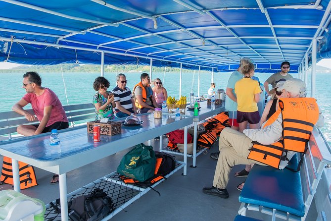 Hong by Starlight: Sea Cave Kayaking and Loy Krathong Floating - The third paddle and the start of the festival