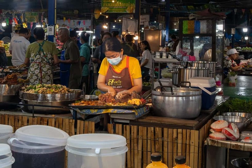Hua Hin: Local Food Nighttime Guided Tour - Why this Hua Hin food tour is different
