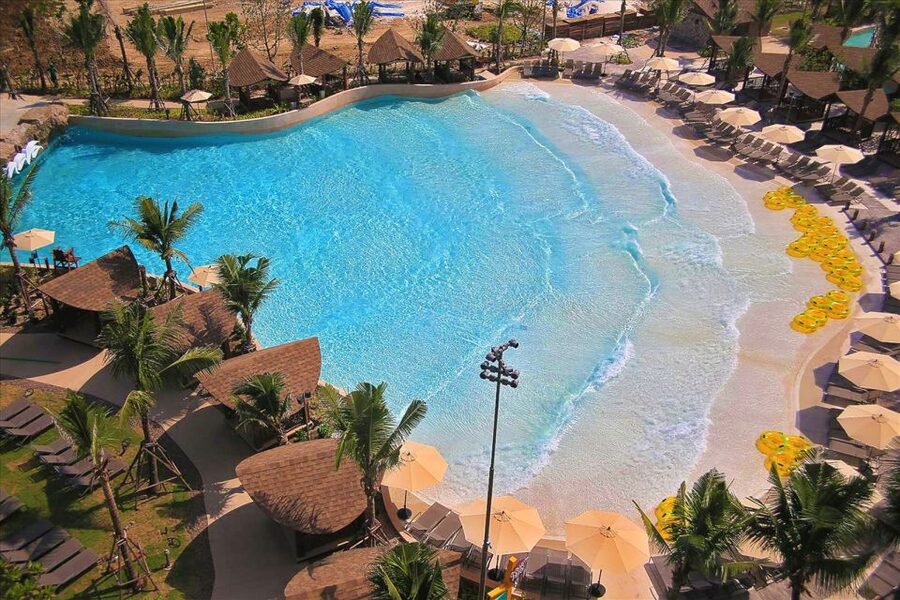 Hua Hin: Vana Nava One-Day Water Jungle Park Entrance Ticket - Lazy river, wave pool, and infinity pool