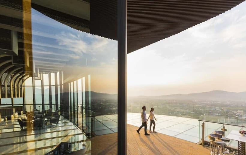Hua Hin: Vana Nava Sky Bar Rooftop at Holiday Inn - Booking advice and cancellation details