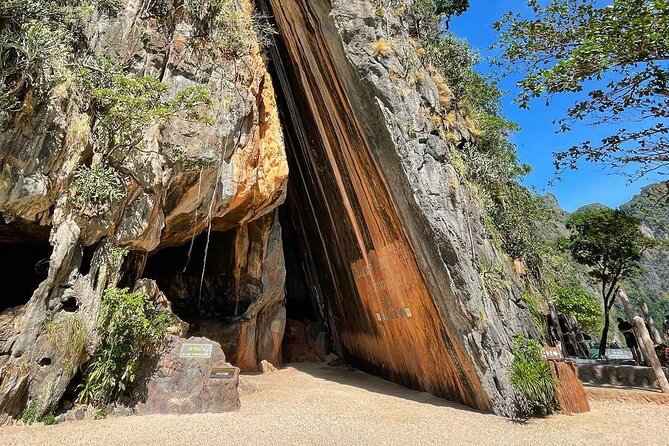 James Bond Island with Canoeing and Lunch by Speedboat - Boat comfort, group size, and guide service