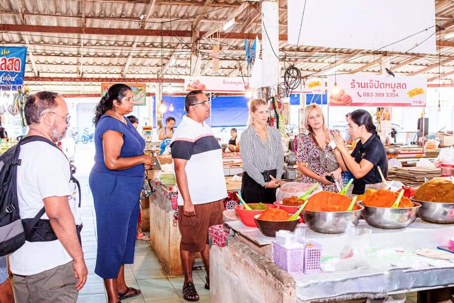 Khao Lak Pui's Authentic Thai Cooking Class - Why the market visit matters