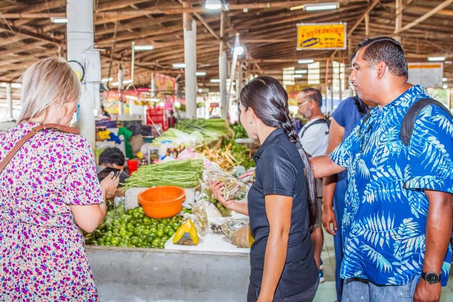 Khao Lak Pui's Authentic Thai Cooking Class - A spotless kitchen built for participation