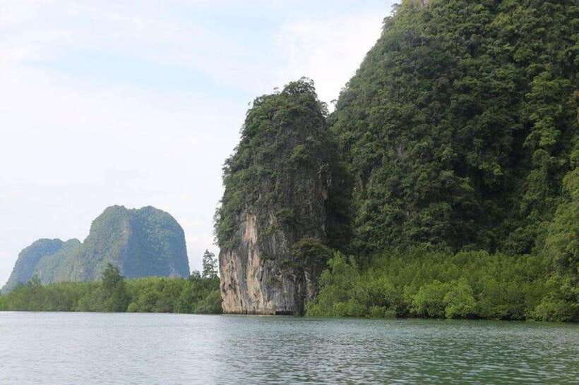 Khaolak: Phang Nga Bay, Tapu Island, and Panyi Village Tour - Key points to know before booking