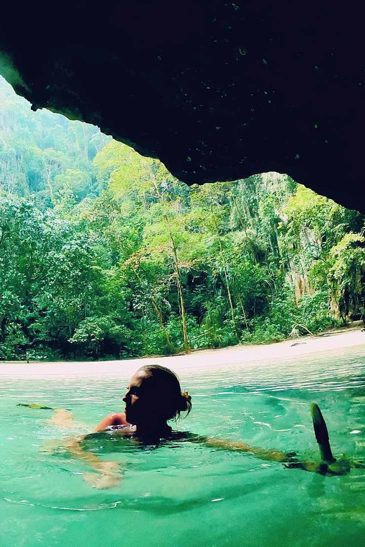 Ko Lanta: Emerald Cave and 4 Islands Tour by Longtail Boat - Why Emerald Cave is the main event