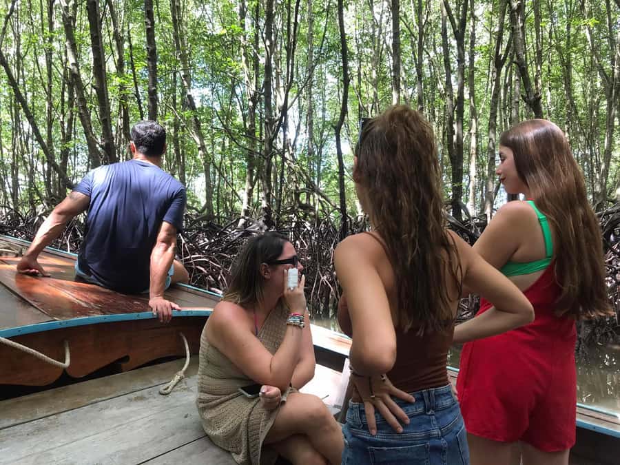 Ko Lanta: Half Day Tour Mangrove Boat Trip With Lunch - Lunch at the mangrove seafood restaurant