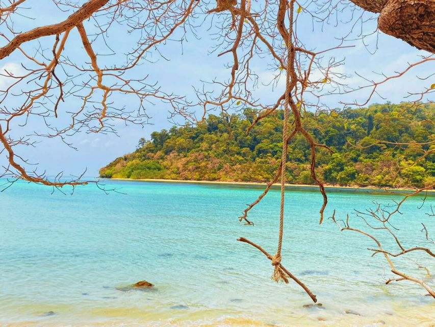 Ko Lanta: Koh Rok & Koh Haa Snorkelling Tour by Speedboat - Koh Haa at about 10:00 AM