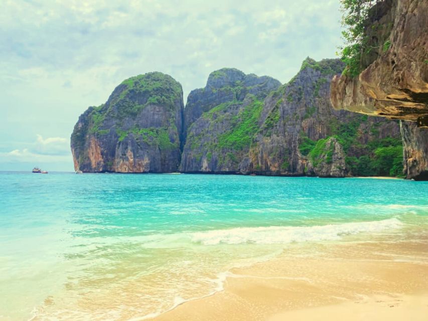 Ko Lanta: Phi Phi Day Trip by Speed Boat - A fast route from Ko Lanta to Phi Phi