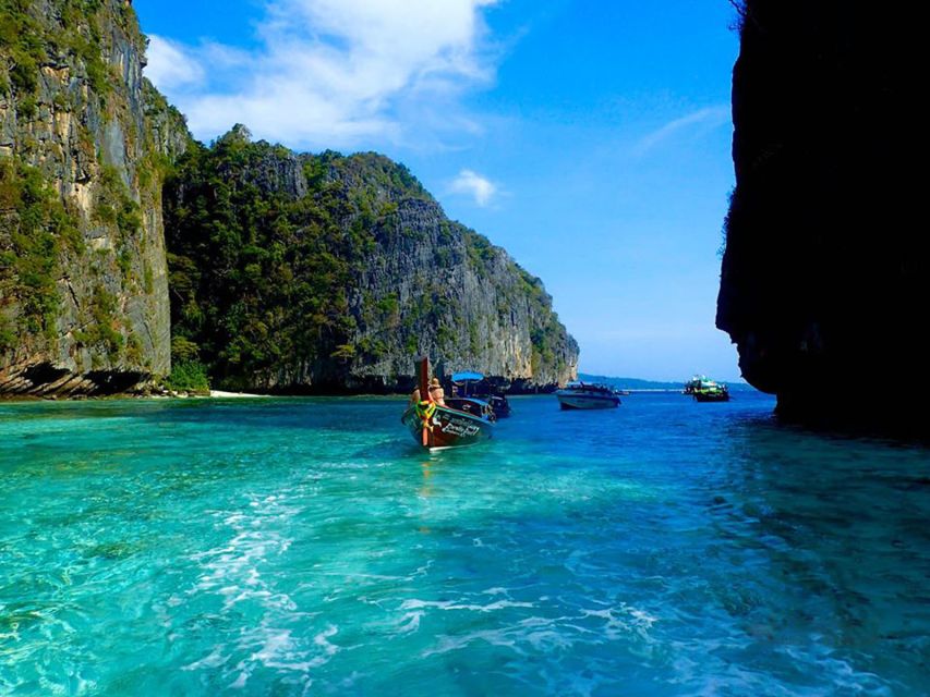 Ko Lanta: Phi Phi Day Trip by Speed Boat - Monkey Beach, snorkeling, and the tide