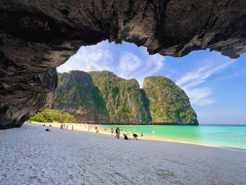 Ko Lanta: Phi Phi Day Trip by Speed Boat - The crew, the comfort, and the rough edges