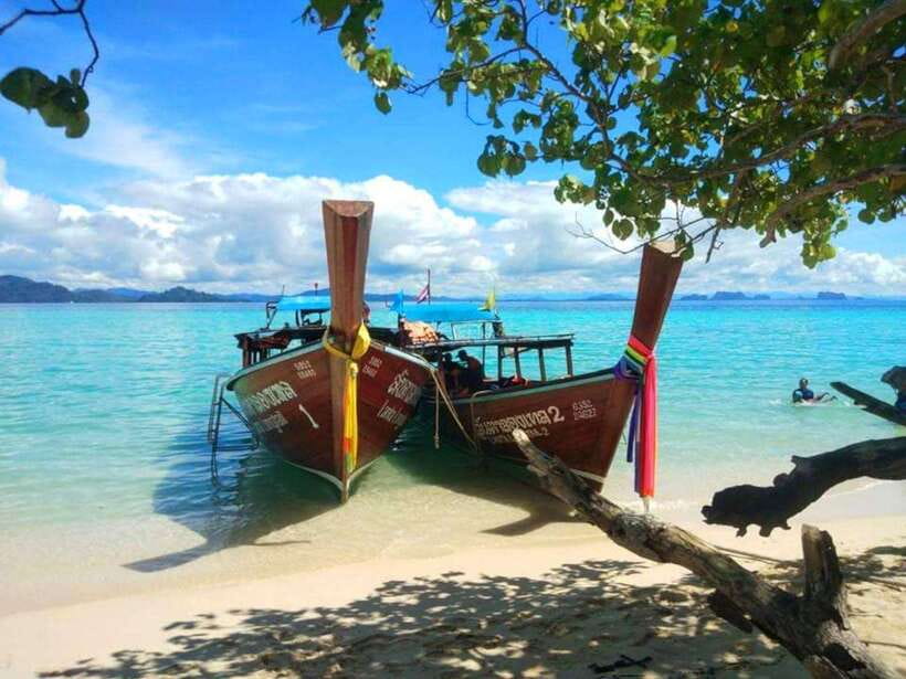 Ko Lanta: Unique 4-Island Long-Tail Snorkeling Tour w/ Lunch - Koh Ma and the final 45 minutes in the sea