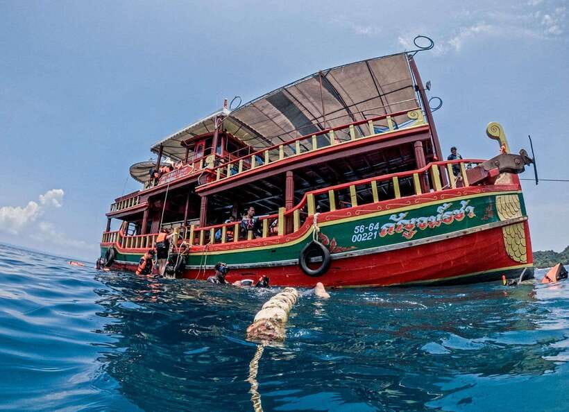 Koh Chang: 3 or 4 Islands Snorkel & Beach Tour by Big Boat - Who should book it?