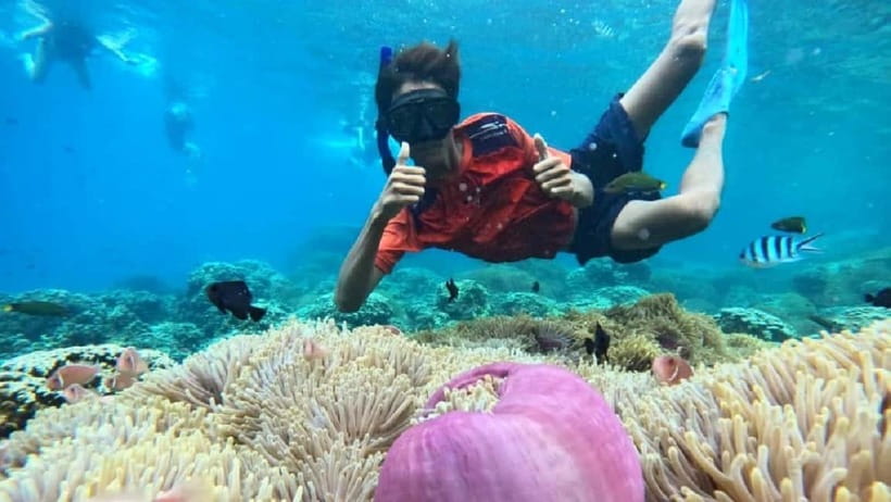 Koh Chang: 5 Island Guided Boat Tour with Lunch Buffet - Koh Yak Yai and the afternoon snorkeling stop