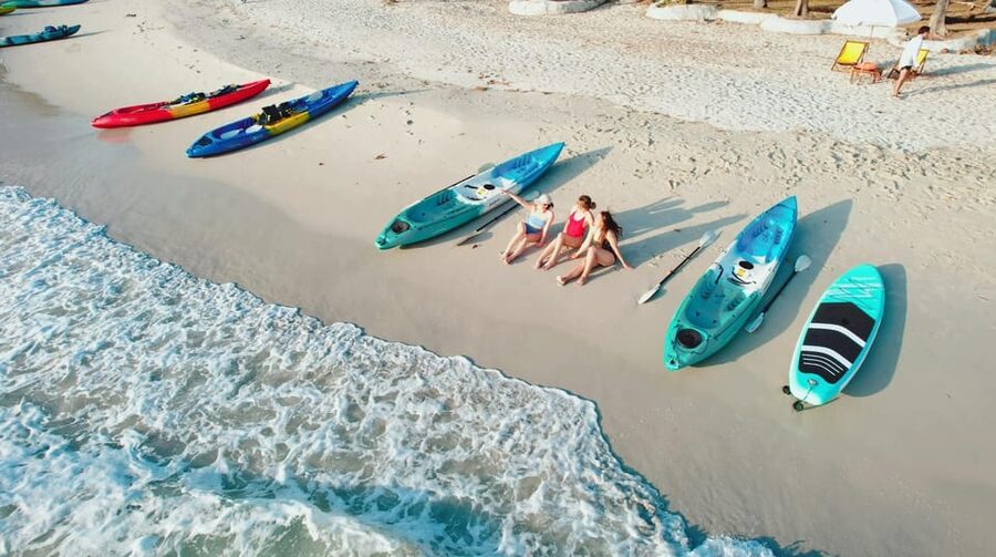 Koh Kood: Snorkeling Speedboat Tour with Lunch and Transfer - Two island stops in one short morning