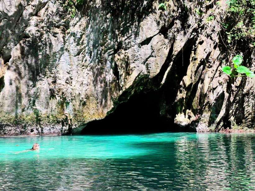 Koh Lanta: 4 Islands and Emerald Cave Snorkeling Trip - Koh Chueak and its soft coral reefs