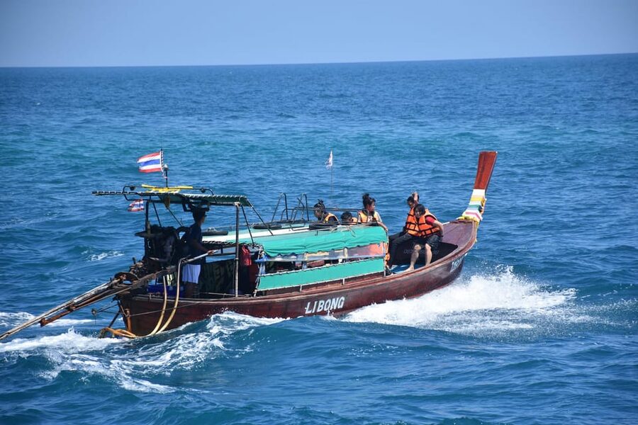 Koh Lanta: 4 Islands and Emerald Cave Tour by Longtail Boat - Key points to know before booking