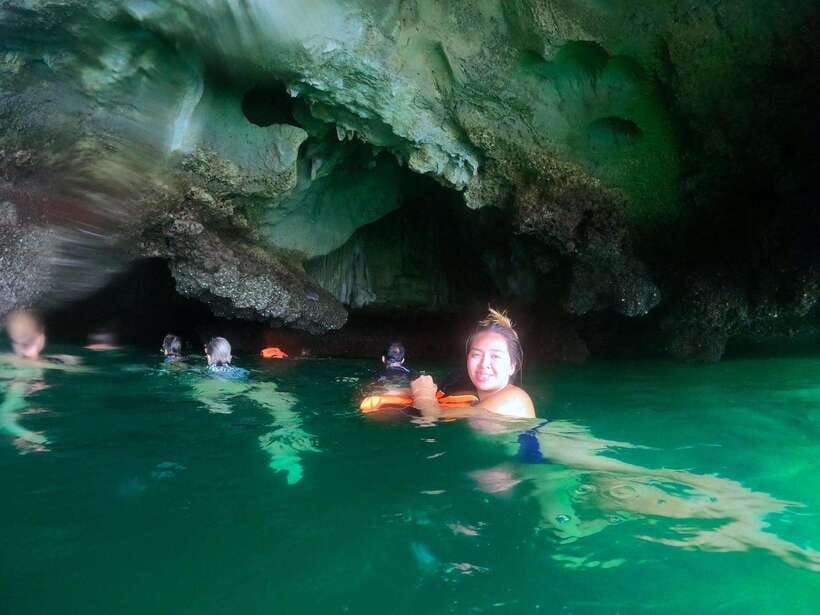Koh Lanta: 4 Islands, Emerald Cave & Koh Kradan by Speedboat - Koh Ngai: one final swim and snorkel