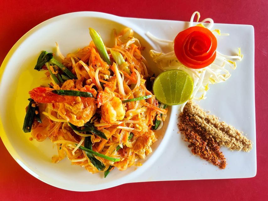 Koh Lanta: Evening Course at Lanta Thai Cookery School - Timing, transport, and simple preparation