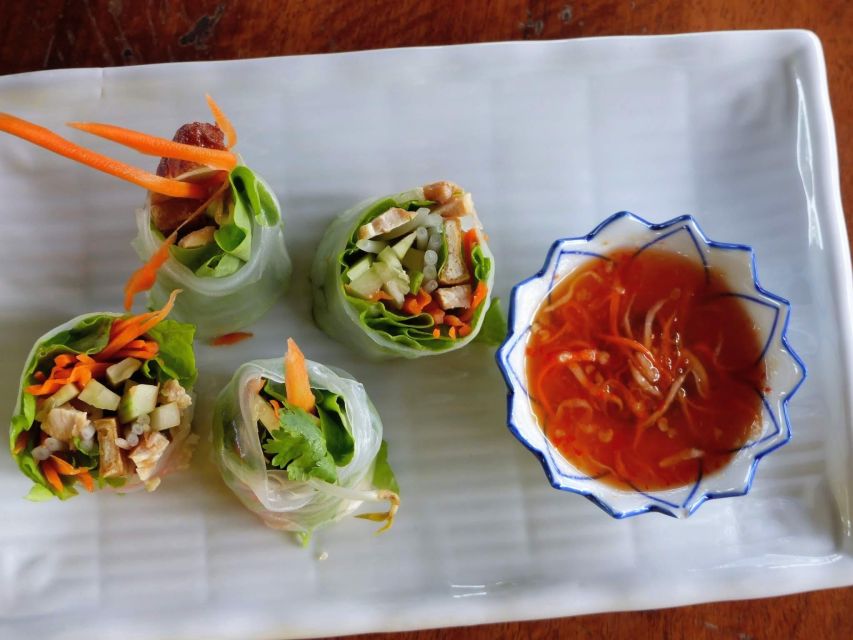 Koh Lanta: Evening Course at Lanta Thai Cookery School - Everyone cooks, rather than watching from the sidelines