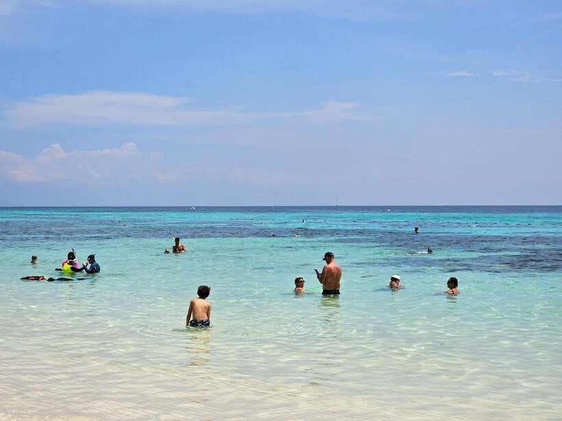 Koh Lanta: Koh Rok and Koh Haa Snorkeling Adventure - Two hours for Koh Rok’s beach, lunch, and a swim