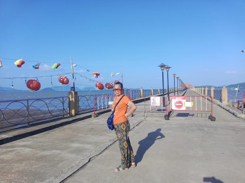 koh lanta:National Park and Old Town Easy Half Day Tour - Lanta Old Town: a slower, more local finish