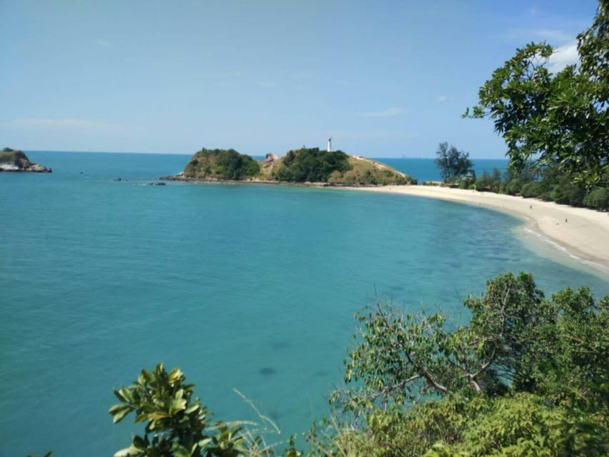 koh lanta:National Park and Old Town Easy Half Day Tour - Mu Ko Lanta National Park: beaches, trails, and the lighthouse