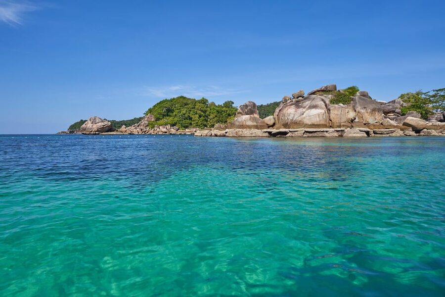 Koh Lipe: 7 Island Snorkeling Trip by Longtail Boat w/ Lunch - A longtail route through Koh Lipe’s eastern archipelago