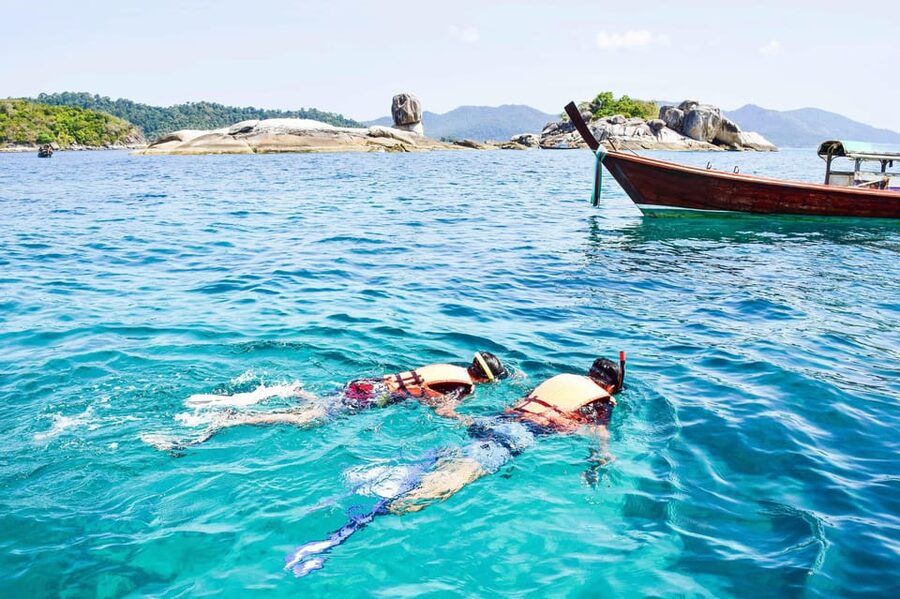 Koh Lipe: 7 Island Snorkeling Trip by Longtail Boat w/ Lunch - Koh Hin Ngam: black stones and a short walk