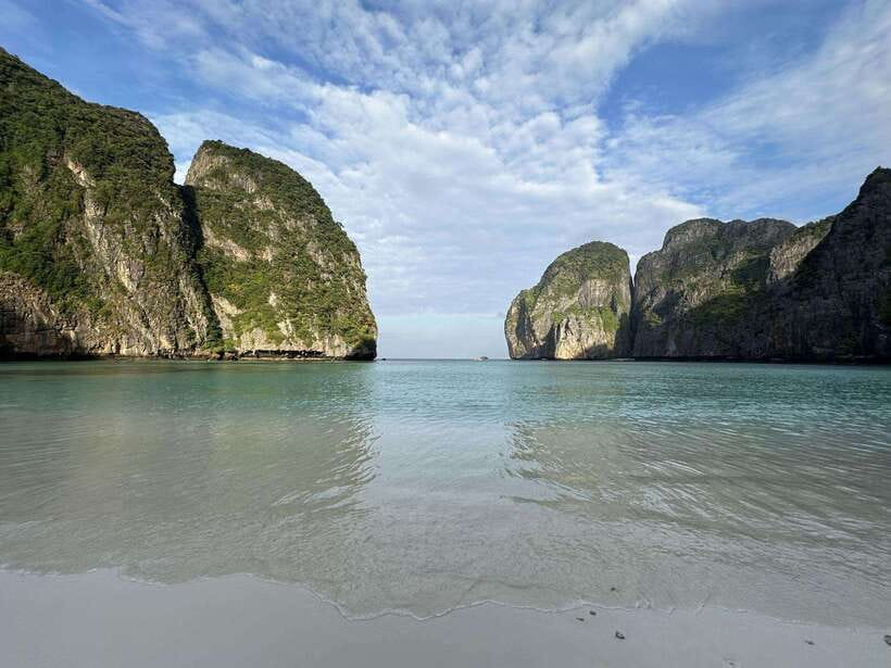 Koh Phi Phi: Maya Bay Private Longtail Boat Tour - Viking Cave and the limits of sightseeing